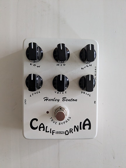 Harley Benton California efektipedaali kitaralle
