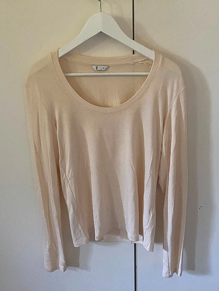 Naisten pitkähihainen paita M beige