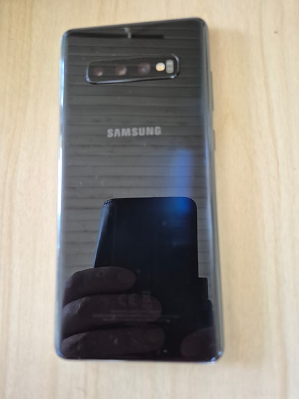 Samsung Galaxy S 10 plus  -puhelin 8GB/128 GB musta