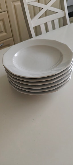 Valkoiset lautaset 6kpl