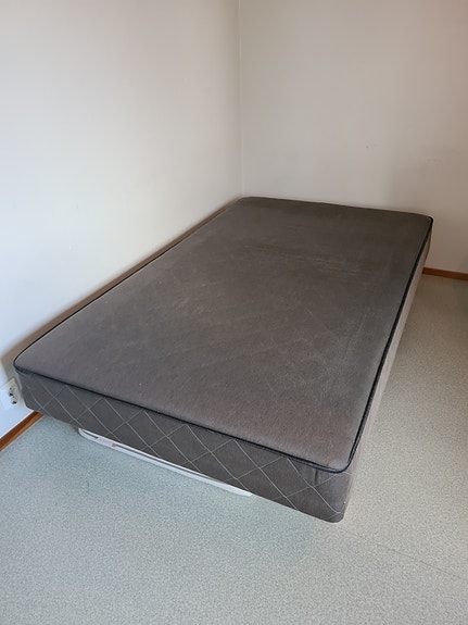 Bed 120x200