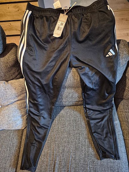 Adidas TIRO23 CB TR PNT verkkarit koko XL musta