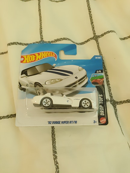 Hot Wheels ’92 Dodge Viper RT/10 pienoismalli valkoinen