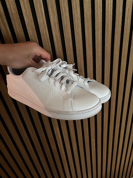 Adidas kengät