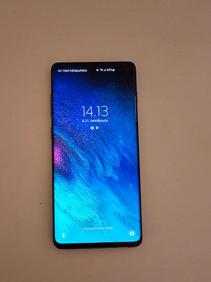Samsung Galaxy S10+ 128GB (puhelin)