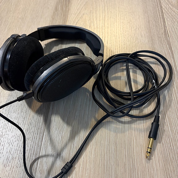 Sennheiser HD 650 kuulokkeet musta