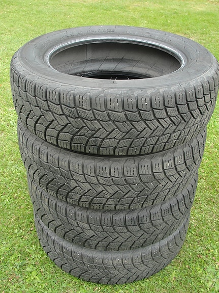 Kitkarenkaat michelin 185 60 15