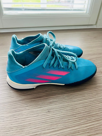 Adidas X Speedflow -jalkapallokengät 35