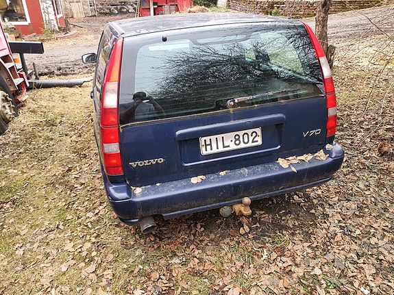 Volvo V70 varaosa-autoksi