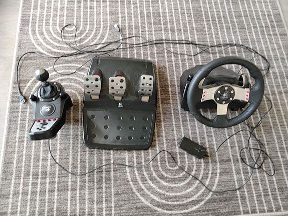 Logitech G27 - peliratti