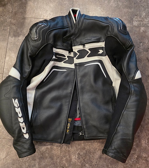 Spidi Carbo Rider ajotakki. Koko 52.