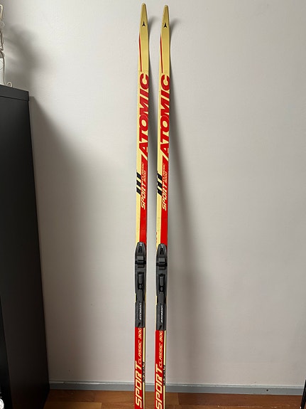 Atomic Skintec perinteisen sukset siteillä