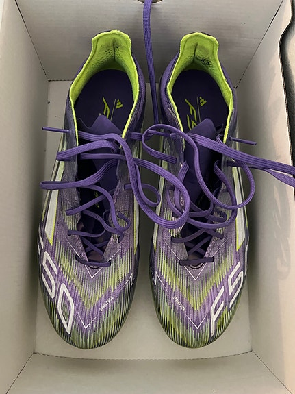 Adidas F50 Elite AG jalkapallokengät koko 40⅔ violetti
