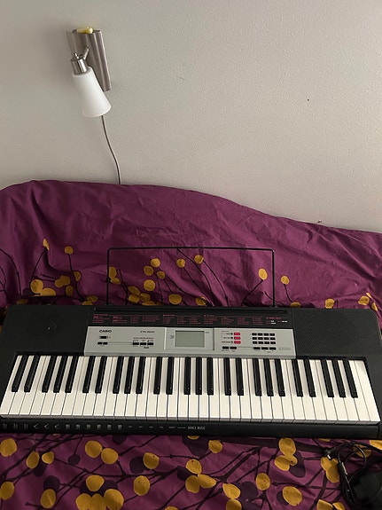 Casio kosketinsoitin