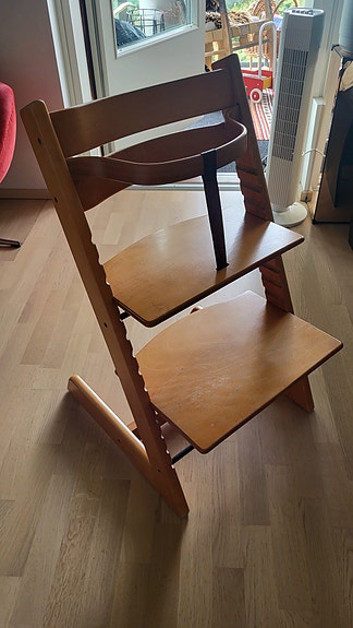 Stokke syöttötuoli