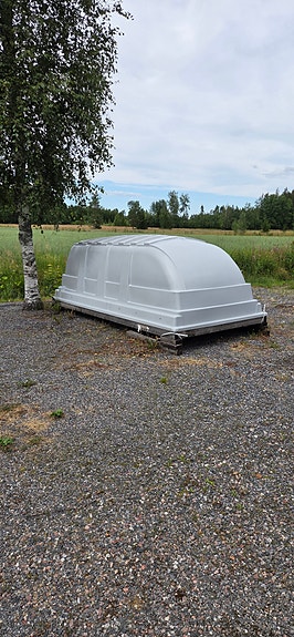 jaxal kuomu 3,27m x 1,55m x 1m