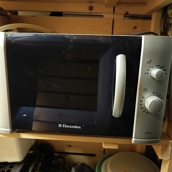 Electrolux mikroaaltouuni