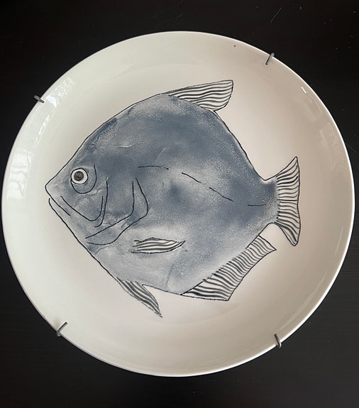 Arabia ”Kala -lautanen” Anja Juurikkala 23,5cm