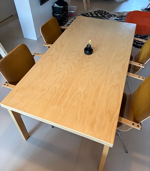 Artek ruokapöytä 83 koivu