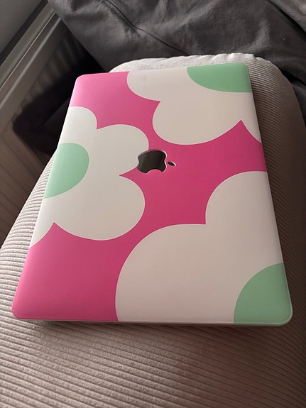 Apple MacBook Pro 13” Touch Bar (2017)