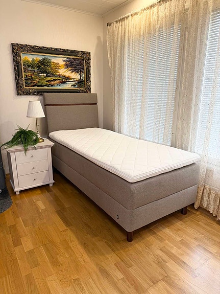 Aito kaluste jenkkisänky+pääty+petauspatja 90x200/ Ilmainen kuljetus pk-seudulla