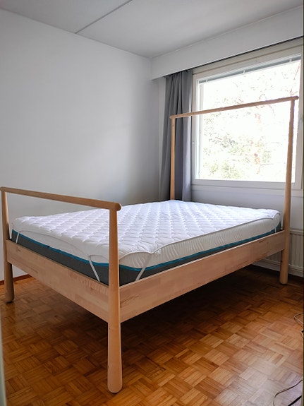 Tempur Cloud Elite patja + Ikea Gjöra runko