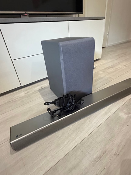 LG NB3730A soundbar ja langaton subwoofer