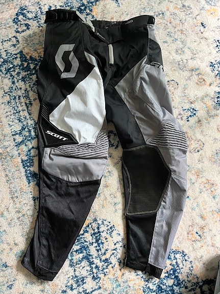 Käyttämättömät Scott Series 450 -ajohousut / motocross-housut (koko 36)