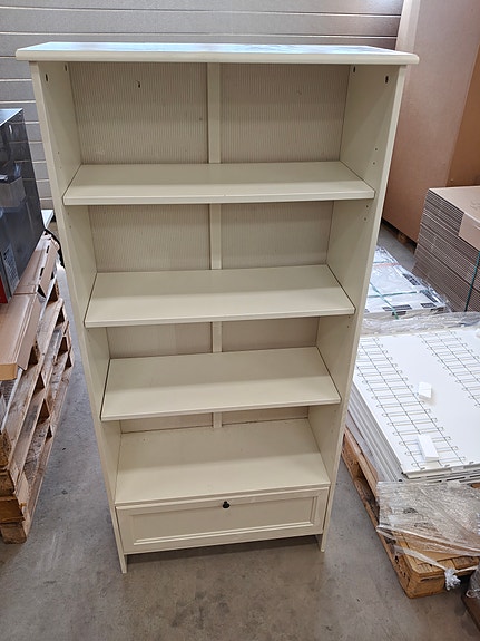 Ikea kirjahylly