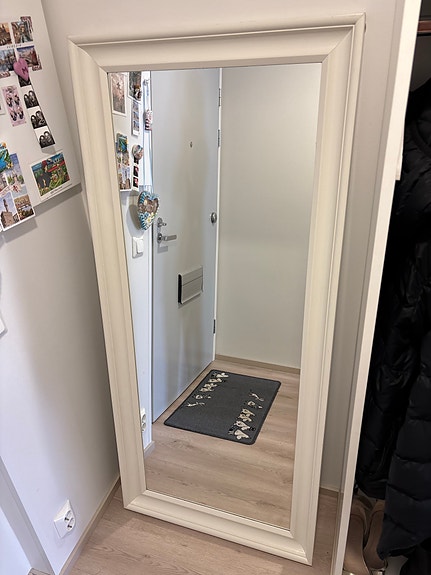 IKEA kokovartalopeili valkoinen kehys
