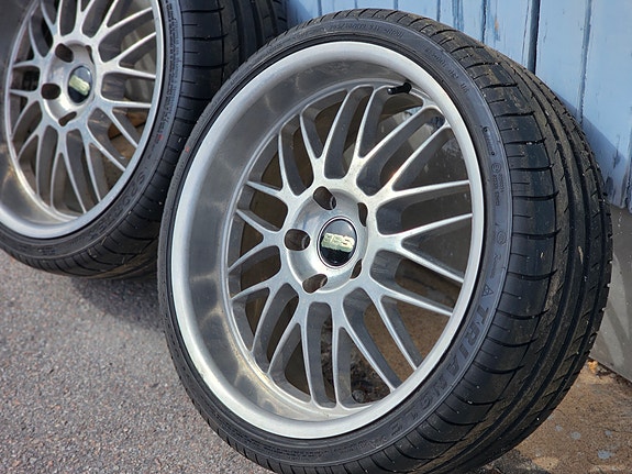 BBS Y-puolaiset alumiinivanteet 5x120 8,5x19" + 9,5x19"