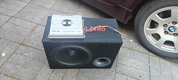 Ground Zero subwoofer kotelolla + Blaupunkt GTA 250 vahvistin