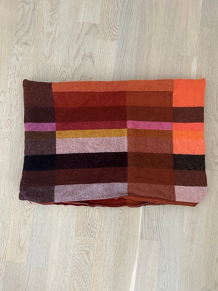 IKEA STOCKHOLM 2025 villatyynynpäällinen ruskea-oranssi ruutu