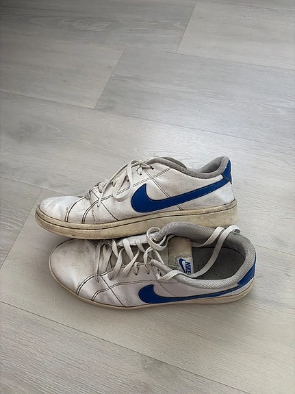 Nike matalavartiset tennarit