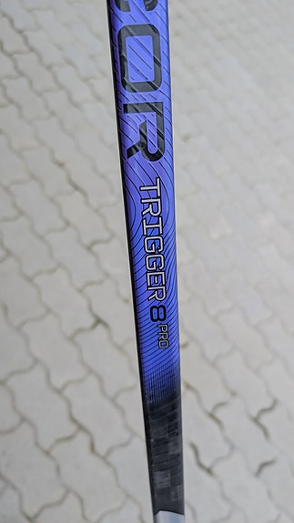 CCM Ribcor Trigger 8 Pro jääkiekkomaila 40 flex P28