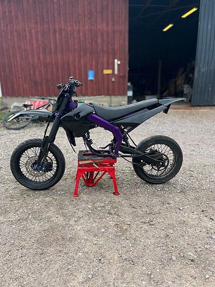 Derbi senda