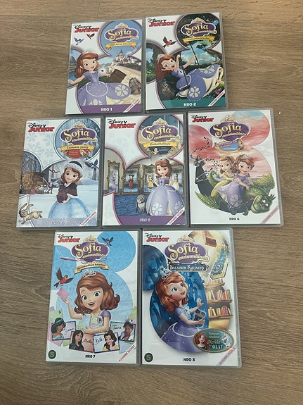 Dvd: Sofia ensimmäinen 1,2,4,5,6,7 ja 8