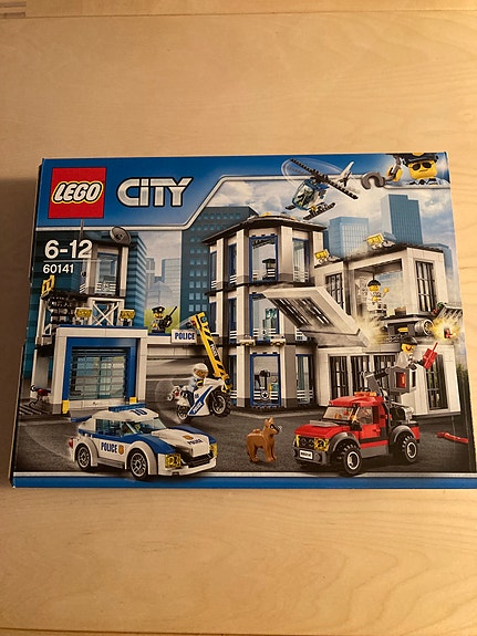 LEGO City poliisiasema 60141