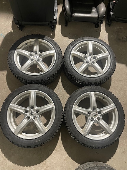 5x112 RC 7,5x17” aluvanteet 225/45R17 nastarenkailla 5mm, kr. 57,1mm