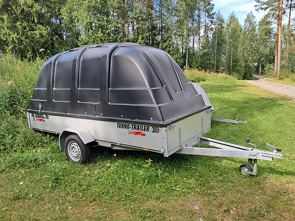 Tekno-trailers 1500x3500