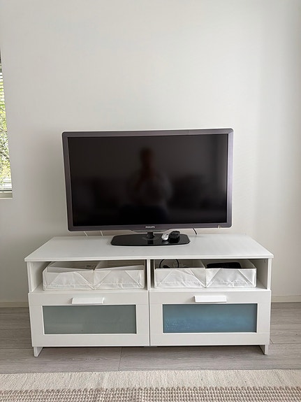 Koko tv-setti (tv, tv-taso, Google äly tv visualisointi)