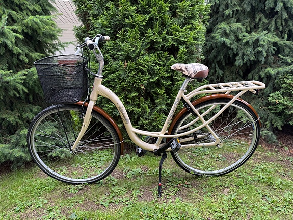 Tunturi Bella naisten kaupunkipyörä 28"