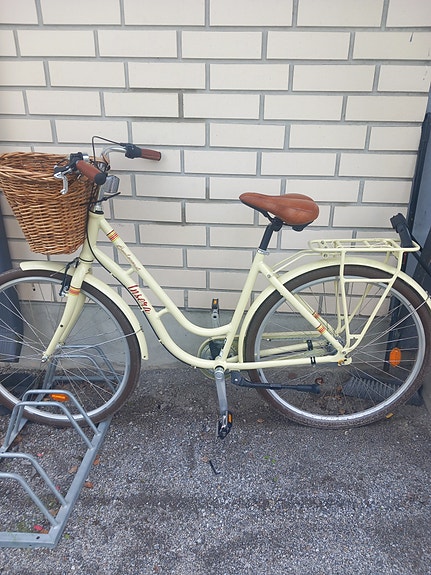 Insera citypyörä 28