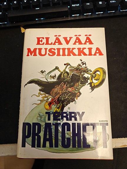 Pratchett, Terry - Elävää musiikkia