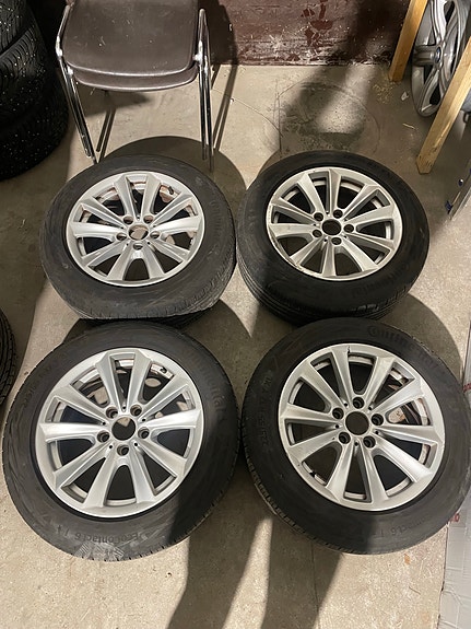 Bmw OEM 17” aluvanteet Continental 225/55R17 kesärenkailla 5mm