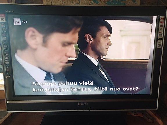Sony Bravia LCD-televisio 32" ja Denver digiboxi