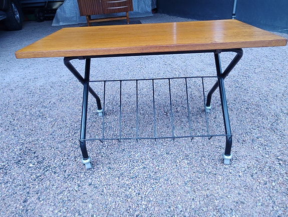 teak TV/lehtiteline