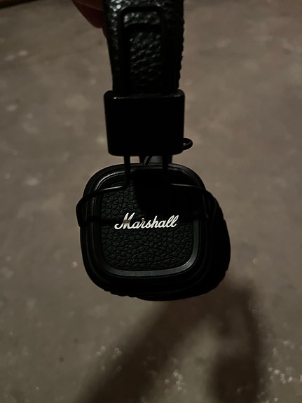 Marshall mustat on-ear kuulokkeet Major II