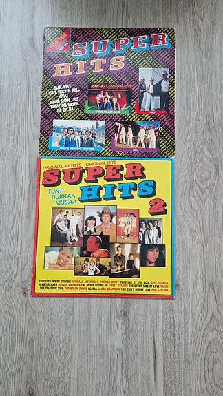 Super Hits 2 LP-levy