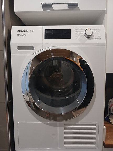 Miele TCJ690WP kondensoiva kuivausrumpu valkoinen